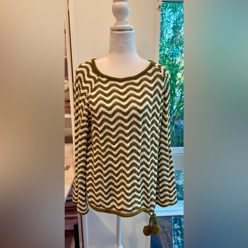 Trina Turk EUC Boho Chevron Knit Solana Sweater Olive White Pom Pom M